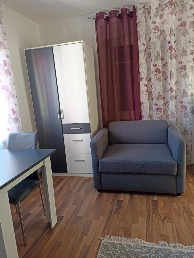 Zimmer "Beere" Apartment Lahr  Ngoại thất bức ảnh